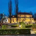 Lindner Castle, Part Of Jdv By Hyatt 4* Praga