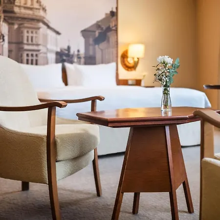 Lindner Castle, Part Of Jdv By Hyatt Отель 4*