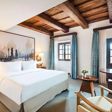 Отель Lindner Castle, Part Of Jdv By Hyatt 4*