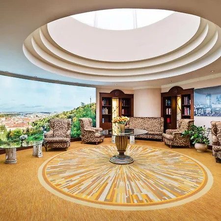 Отель Lindner Castle, Part Of Jdv By Hyatt 4*