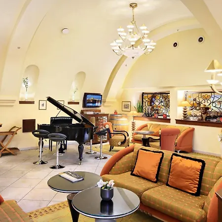 Otel Lindner Castle, Part Of Jdv By Hyatt 4*